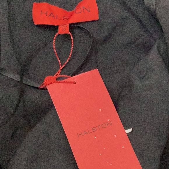 HALSTON
OKI JUMPSUIT IN STRETCH CREPE
$575.00 - Picture 14 of 15